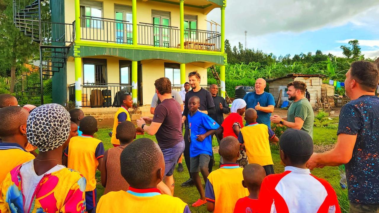 Lights Of Kazinga Orphanage And Homestay Rubirizi Luaran gambar