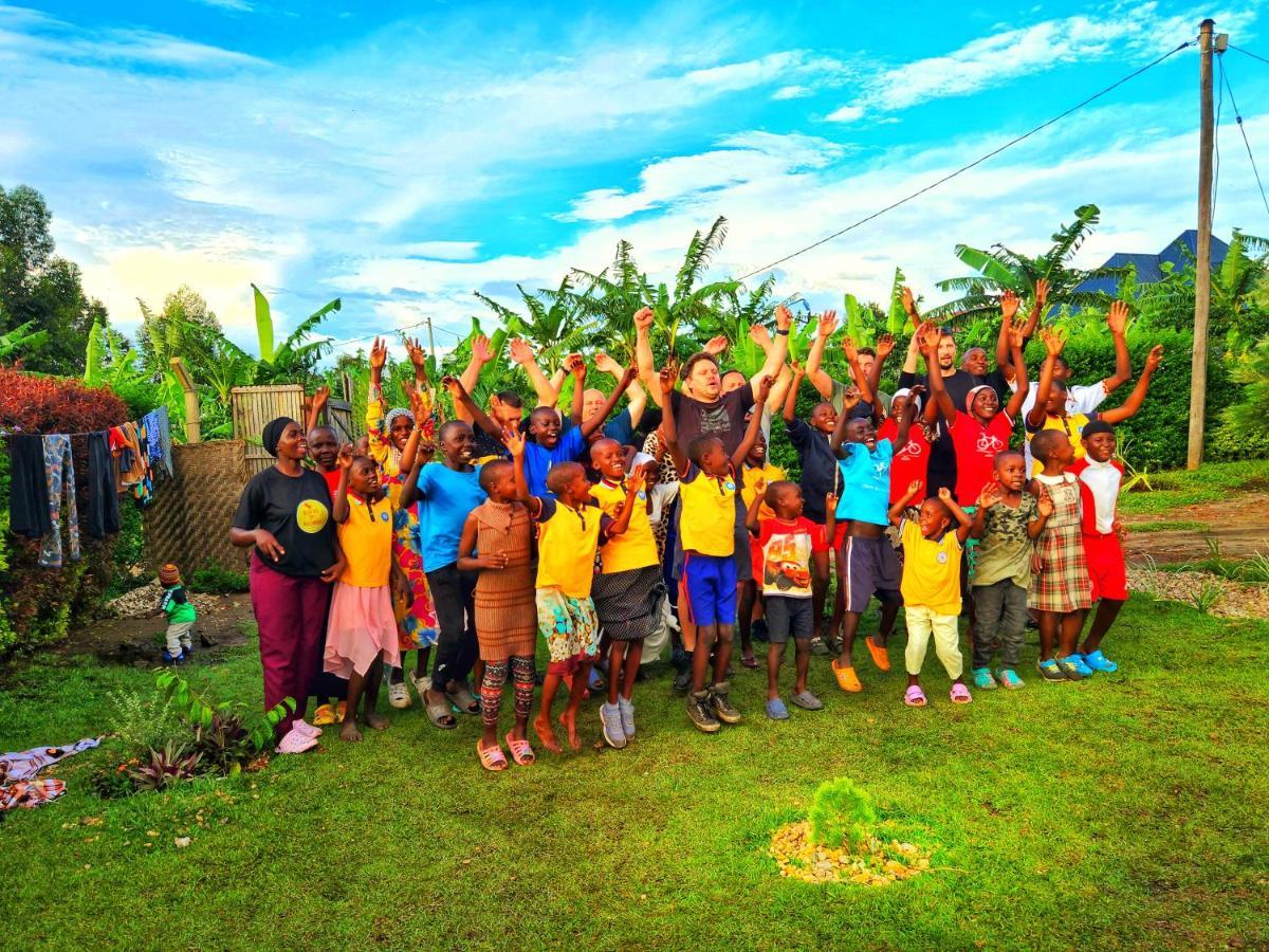 Lights Of Kazinga Orphanage And Homestay Rubirizi Luaran gambar